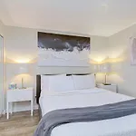 441-Waterfront, Amazing Views, Wifi, Pool And Close To Bucs Stadium